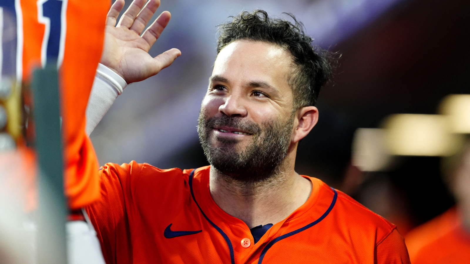https://www.yardbarker.com/media/d/1/d1865030006ddefe679b2004746cb6f126ec0011/thumb_16x9/jose-altuve-reaches-astros-milestone-eyes-3000.jpg?v=1