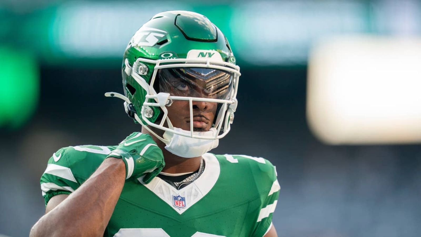 Jets Get Concerning Breece Hall Injury News Ahead of Patriots Game ...