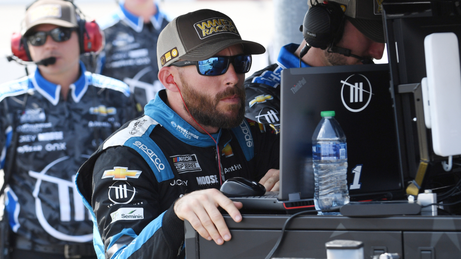 Ross Chastain explains what happened with Kyle Larson on late Goodyear 400 restart - Vimarsana News