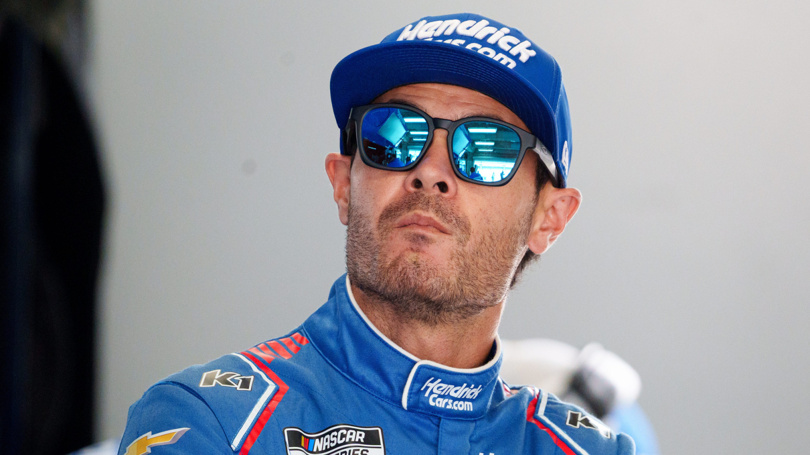 https://www.yardbarker.com/media/d/2/d216afe4cba02809a9642b3b0b2d01356d45dd02/thumb_16x9/kyle-larson-happy-nascar-changes-caution.jpg?v=1