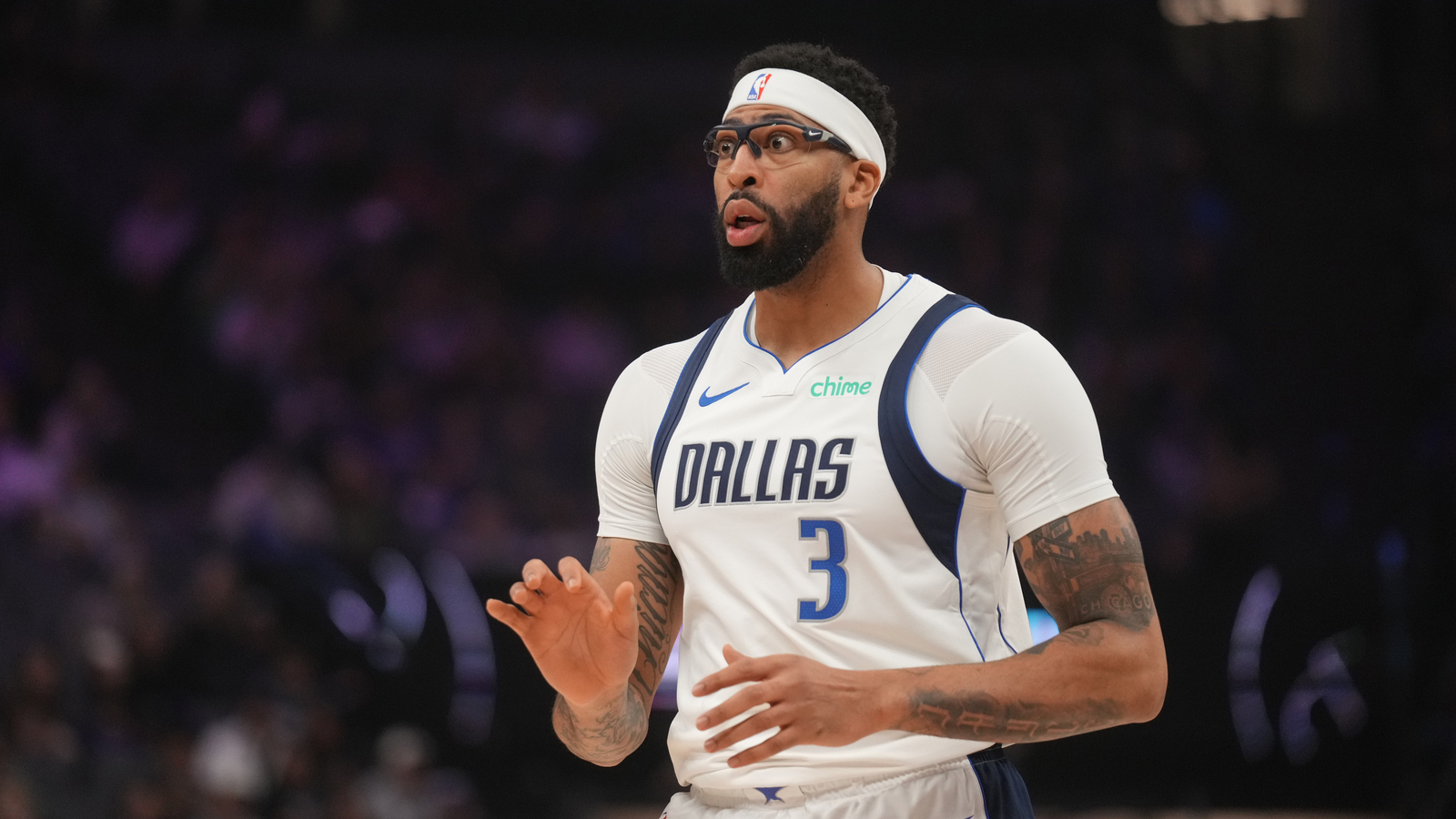 Mavericks taking measured approach to possible Anthony Davis deal ...