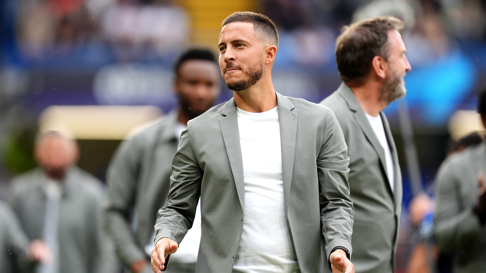 (Images): Chelsea legends and former managers return to Stamford Bridge ...