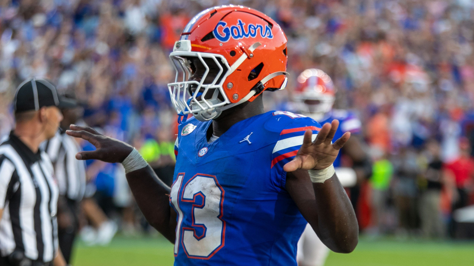 https://www.yardbarker.com/media/d/3/d3b6c2a2ac48e1f00ca7dd2b94ac447e70547242/thumb_16x9/jadan-baugh-16-florida-ready-move-on-thats-easier.jpg?v=1
