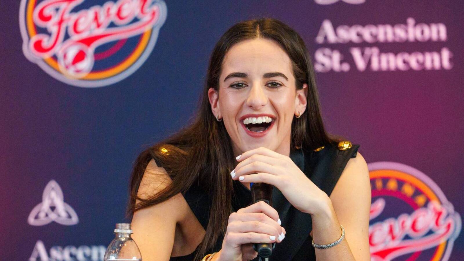 Details emerge on Caitlin Clark’s lowball shoe deal offers | Yardbarker