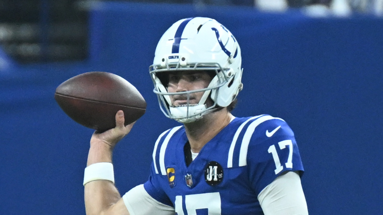 https://www.yardbarker.com/media/d/3/d3ea5b133c7c6c14befcd43091f50c5e98addf66/thumb_16x9/colts-reportedly-offered-daniel-jones-before.jpg?v=1