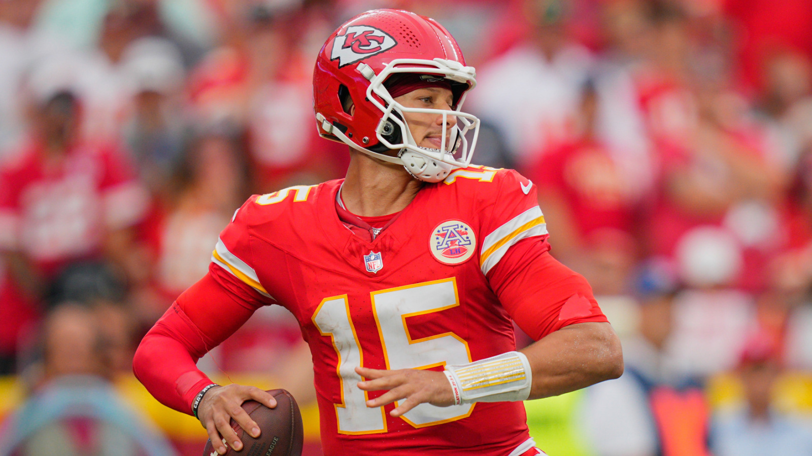 https://www.yardbarker.com/media/d/4/d4311a158b93ab3d83902ac4cfb5edf81ef603f2/thumb_16x9/andy-reid-provides-telling-update-on-patrick.jpg?v=1