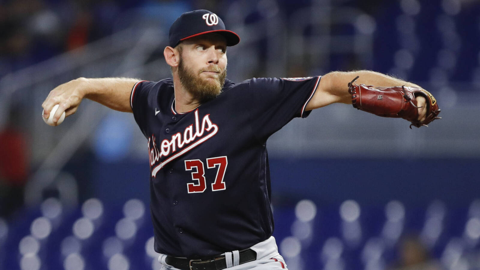 Nationals’ Stephen Strasburg makes retirement official