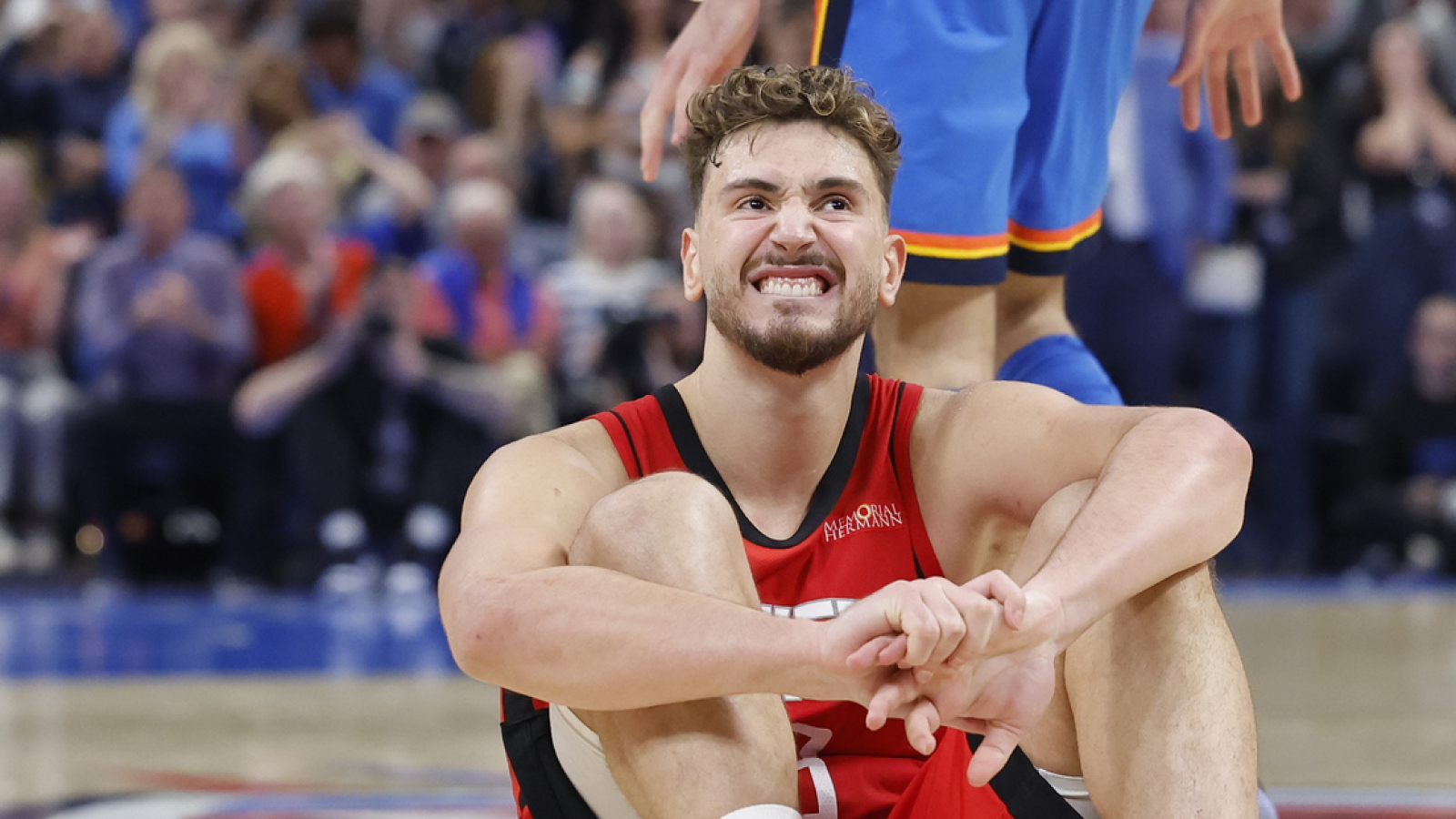 https://www.yardbarker.com/media/d/4/d489658221f4a120ff480b4652d20493aa9f4195/thumb_16x9/senguns-shooting-transforms-rockets-offense-opener.jpg?v=1