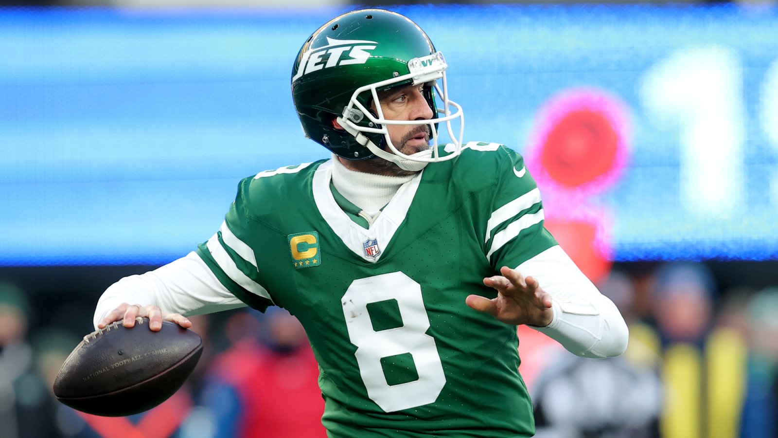https://www.yardbarker.com/media/d/4/d4afc8c8ada3d32df4dfe52bee06ffeb8a88ccd7/thumb_16x9/reporter-reveals-rodgers-steelers-oc-working.jpg?v=1