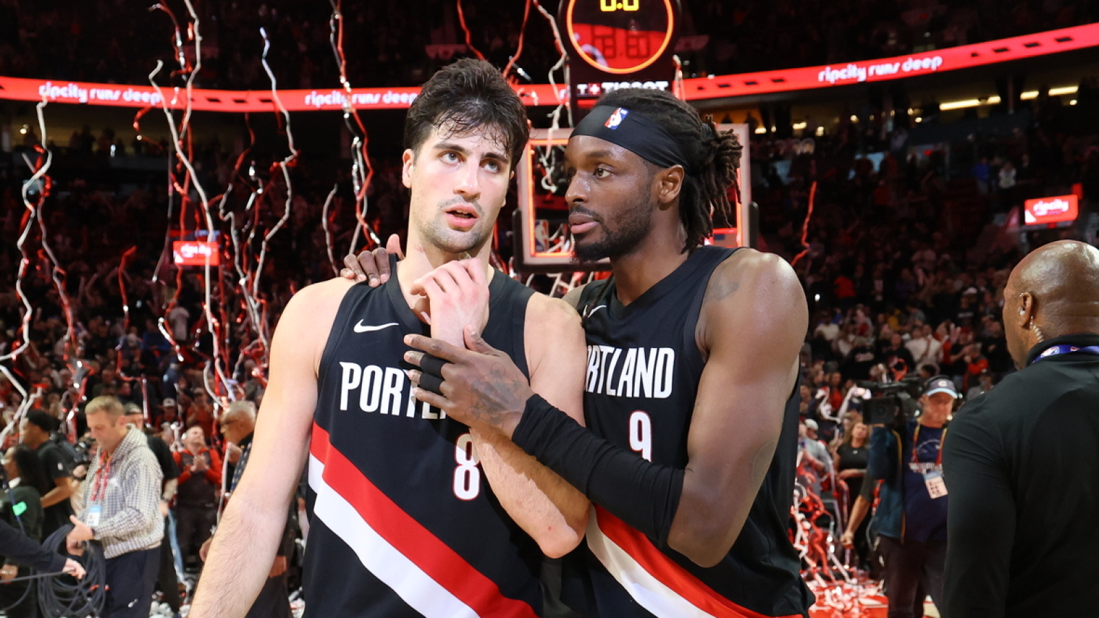 Blazers hand Thunder first loss with huge fourth quarter | Yardbarker