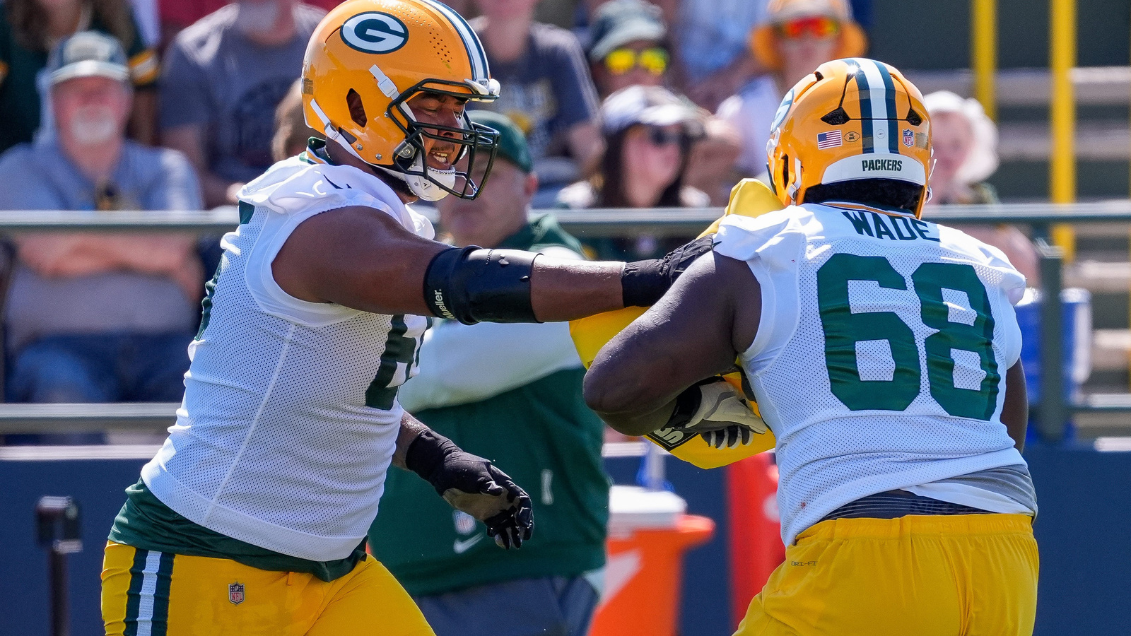 Packers Offensive Line Faces Uncertainty with Aaron Banks' Position