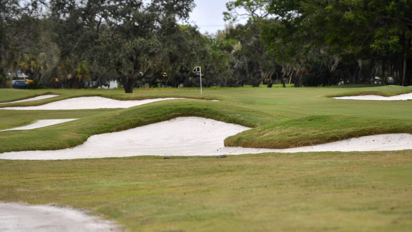 LIV Golf Going All in With TV Coverage Why Can t PGA Tour Yardbarker liv-golf-going-all-in-with-tv-coverage-why-can-t-pga-tour-yardbarker