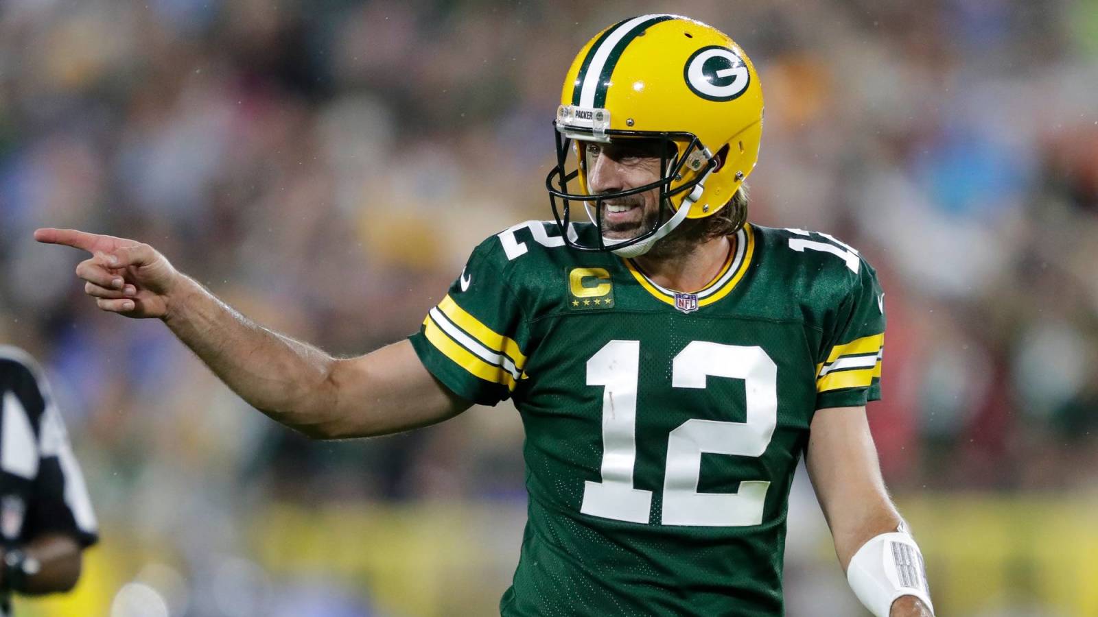 Packers' Aaron Rodgers blasts those that query his work ethic