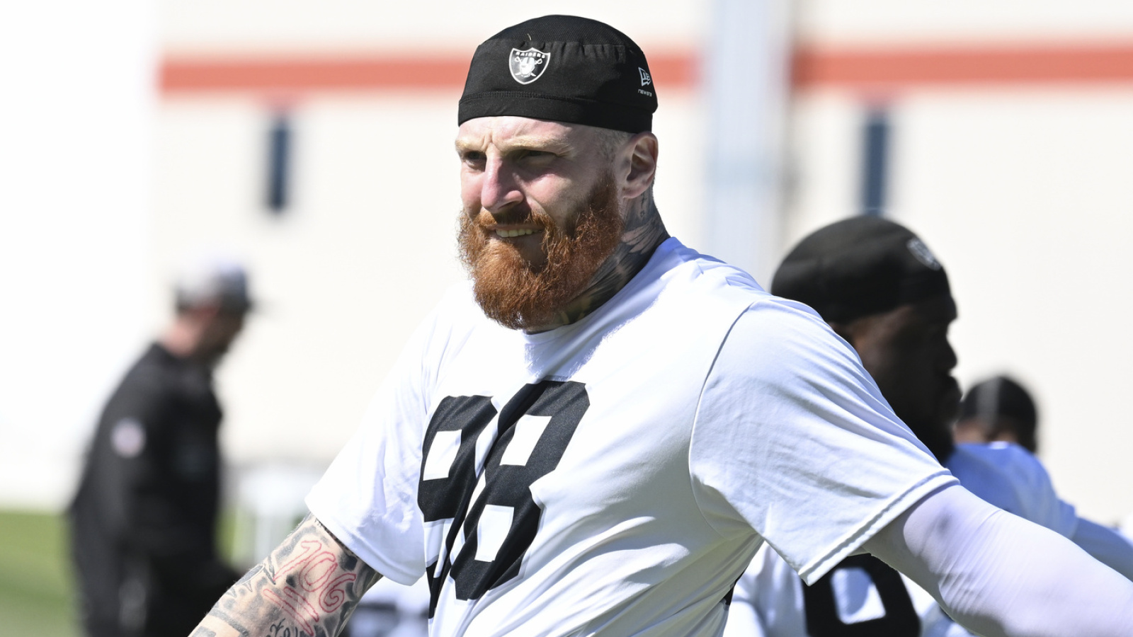 49ers insider drops truth bomb about trade rumors involving Raiders' Maxx Crosby