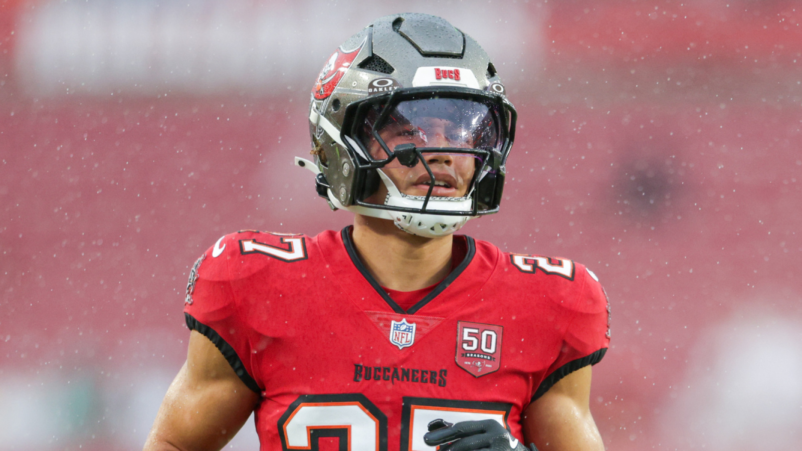 https://www.yardbarker.com/media/d/5/d57a7cd6a094ad60e1553e9670fd2f3daf3a90c3/thumb_16x9/buccaneers-agree-three-year-extension-starting-cb.jpg?v=2