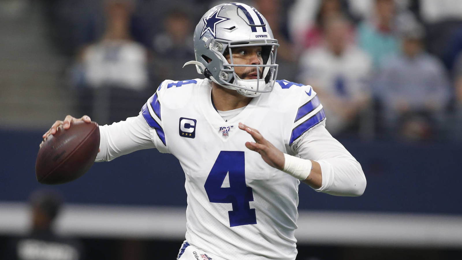 nfl-legend-takes-swipe-dak-prescott-over-contract.jpg