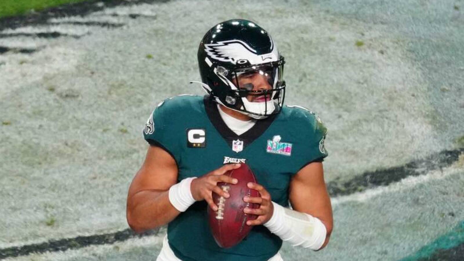 Jalen Hurts passes Aaron Rodgers as highestpaid QB on average Yardbarker