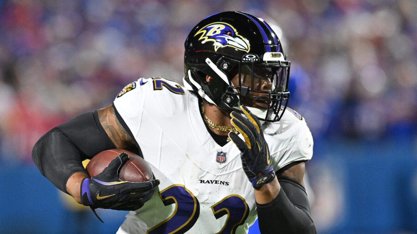 https://www.yardbarker.com/media/d/5/d5b543821aec121fbf1a7f036e0a73aaa491d940/thumb_16x9/derrick-henry-responds-getting-eight-carries-loss.jpg?v=1