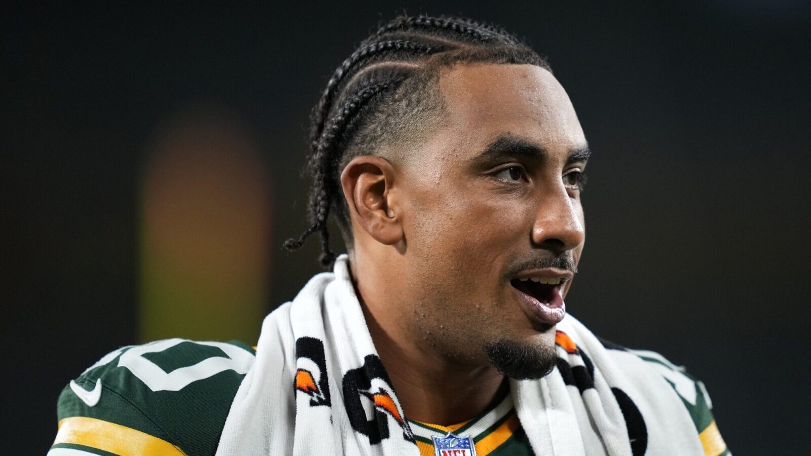https://www.yardbarker.com/media/d/5/d5be7ffa290aa8ffedaf881bd5aec6646a3d2b91/thumb_16x9/qb1-jordan-love-packers-scaled.jpg?v=1