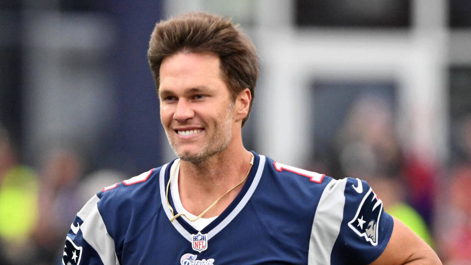 Tom Brady has eyebrowraising response to comeback question Yardbarker