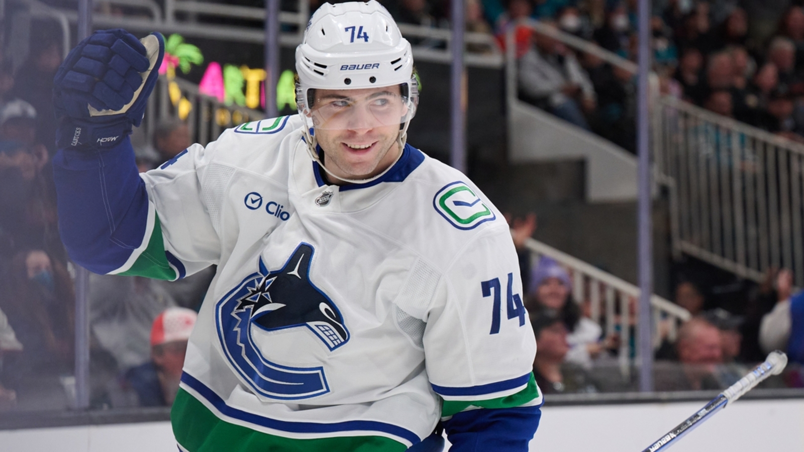 Ducks out to find offense, halt Canucks' road success Yardbarker