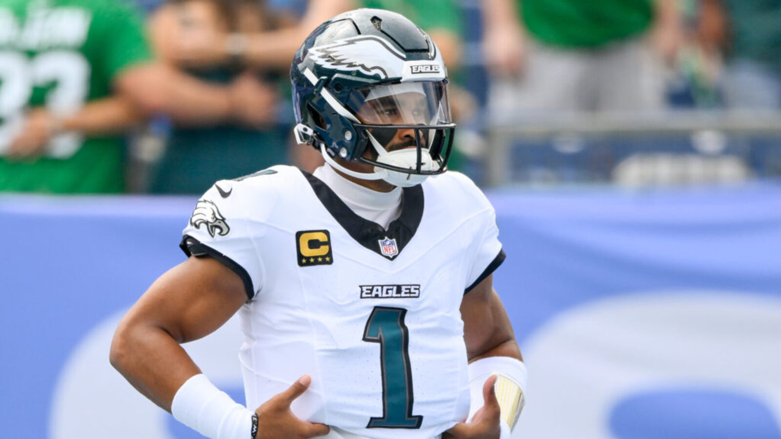 Eagles’ Jalen Hurts Gets Honest About Zach Ertz Return