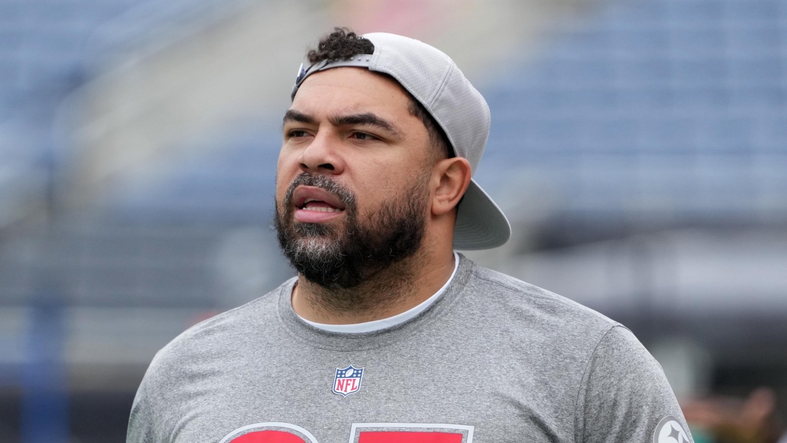 https://www.yardbarker.com/media/d/6/d6a046dd4592628ab633eacf4866763bf46633bf/thumb_16x9/cameron-heyward-apologizes-aaron-rodgers.jpg?v=1