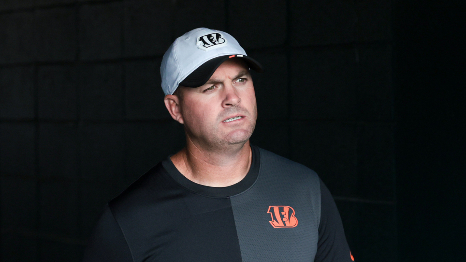 https://www.yardbarker.com/media/d/6/d6fd37c2f9c8b0383c2e6cdd7d8bf1efd4dc9a9d/thumb_16x9/bengals-hc-zac-taylor-challenged-joe-burrow.jpg?v=1