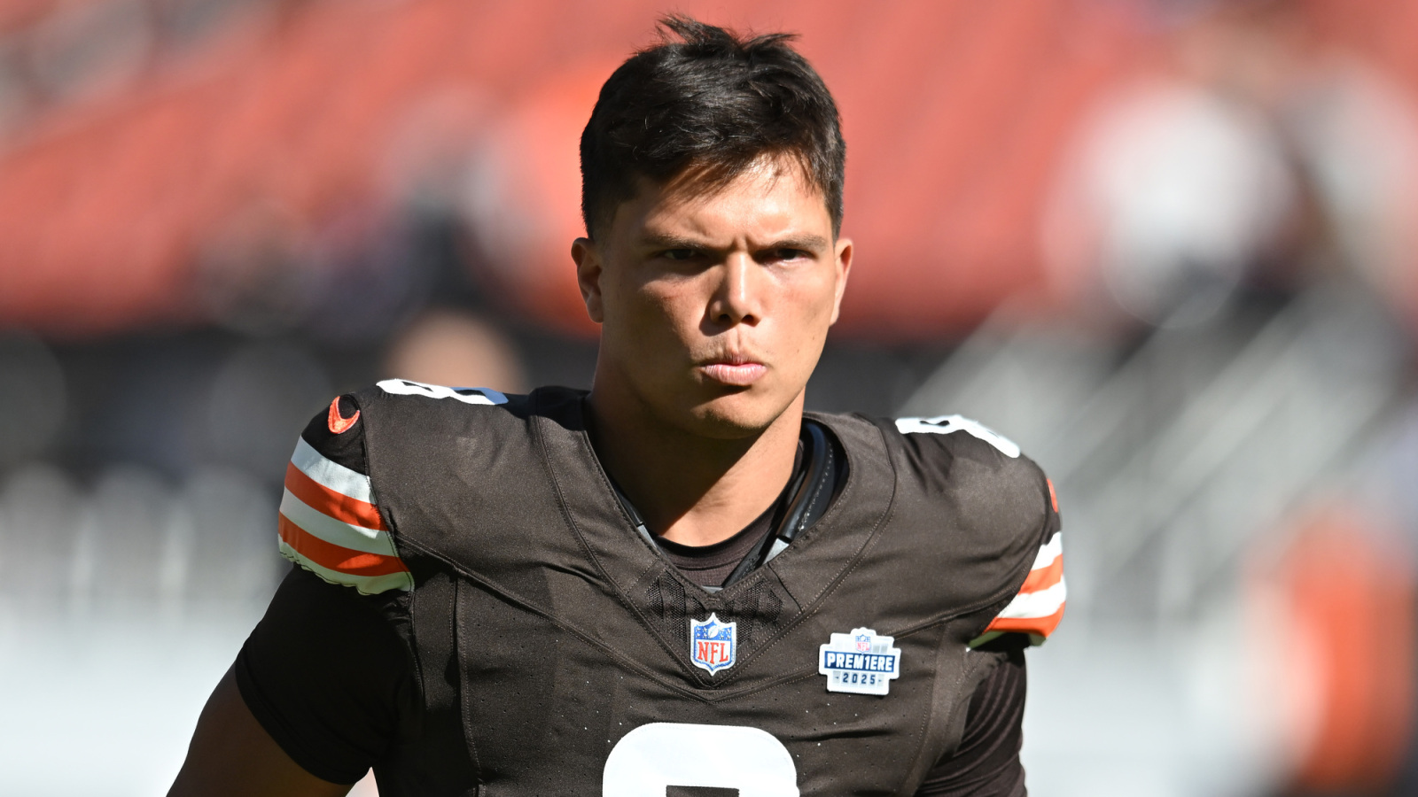 https://www.yardbarker.com/media/d/6/d6ffe02f83705128d9434286a03a2883d692adc5/thumb_16x9/gabriel-enough-stay-ahead-sanders-first-start.jpg?v=1