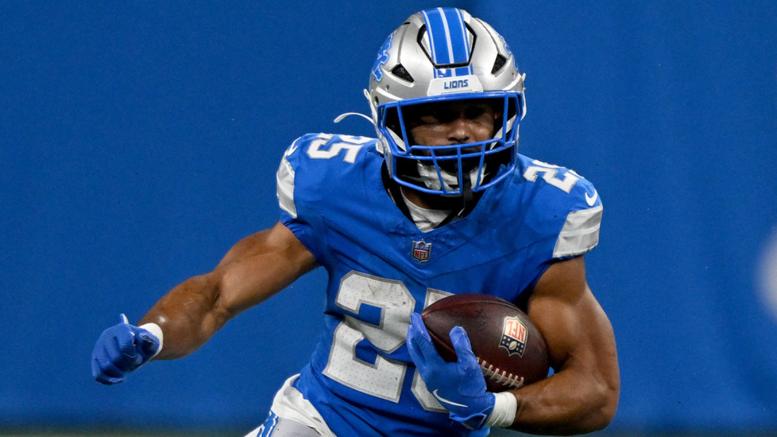 Lions Turn to Jacob Saylors After Pacheco Injury