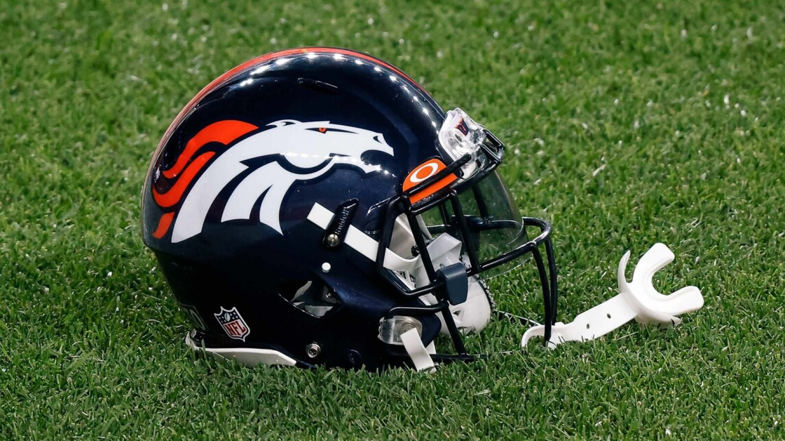 Legendary former Broncos WR Lionel Taylor dies at 89 | Yardbarker