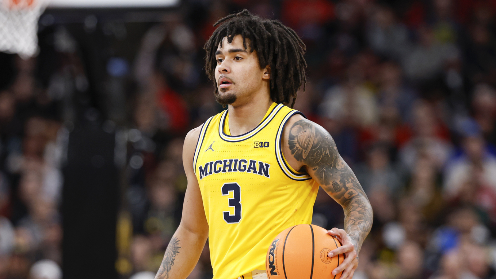 Michigan PG Elliot Cadeau receiving 'medical supervision' in wake of incident ahead of Final Four