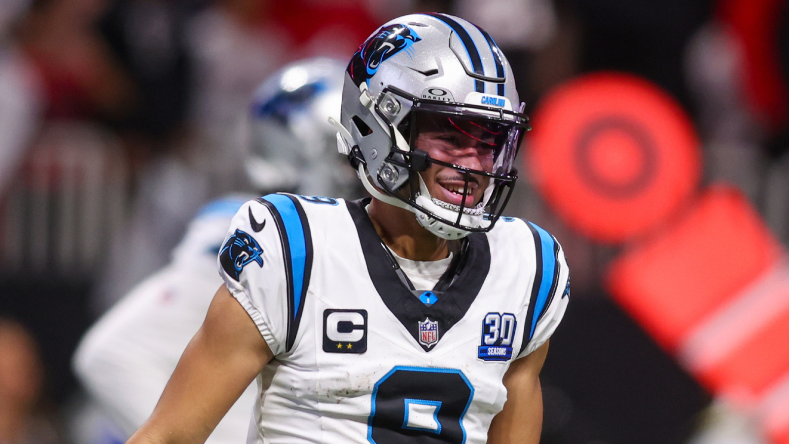 https://www.yardbarker.com/media/d/8/d815b3b1df380d257297897cc8105cc65e4084f1/thumb_16x9/wild-panthers-cardinals-qb-swap-idea-sense.jpg?v=1