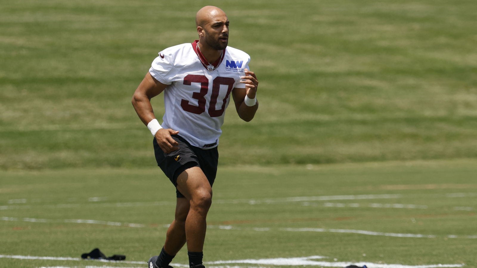 Austin Ekeler lands with NFC East team | Yardbarker