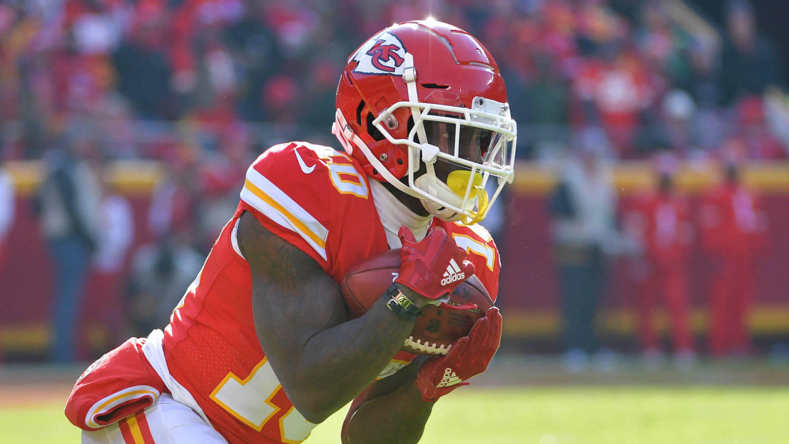 Tyreek Hill expected back for training camp Yardbarker