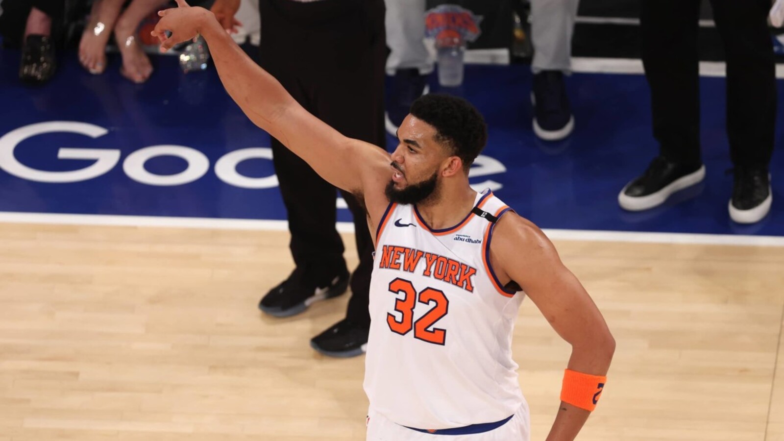 'Things Like This Should Never Happen': Shaquille O'Neal Cracks Down On Karl-Anthony Towns During Game 3 ECF