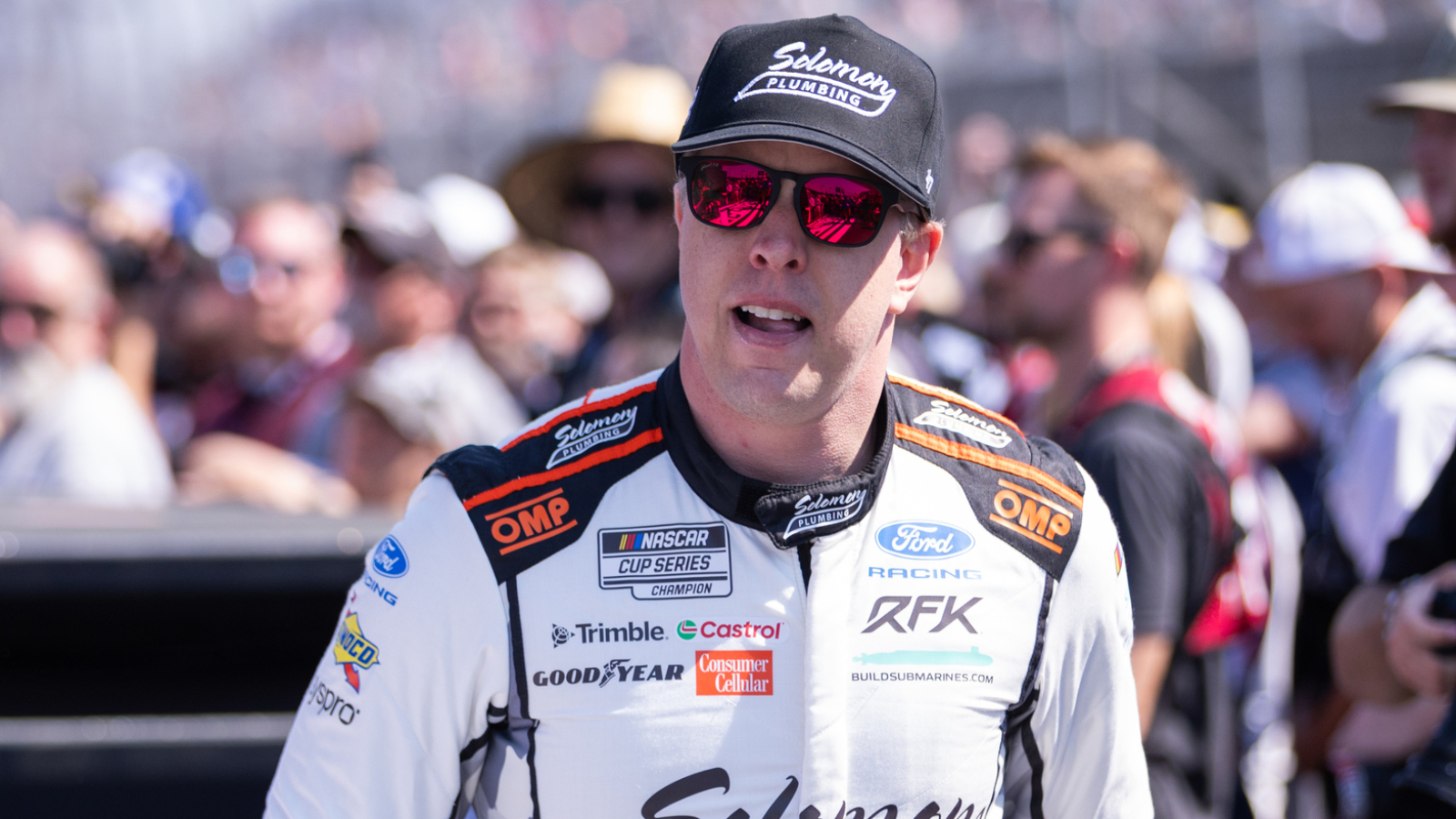 https://www.yardbarker.com/media/d/9/d9773e2dc02a579e4da9cedff1f1987d72b7bd24/thumb_16x9/brad-keselowski-6-team-iowa-circled-on-calendar.jpg?v=2
