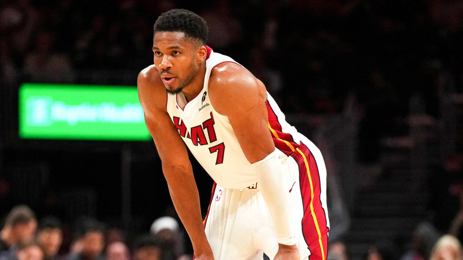 https://www.yardbarker.com/media/d/9/d97f46132f69201697ca6d04854163edaee842fc/thumb_16x9/giannis-antetokounmpo-mistake-joining-heat.jpg?v=1