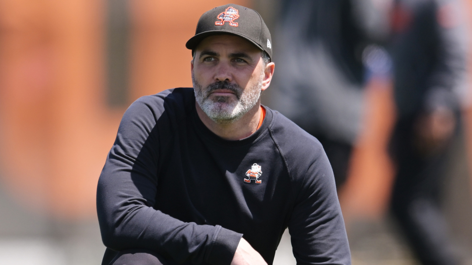 https://www.yardbarker.com/media/d/9/d9a692e809079d289aae2bd7aefded933536bb1a/thumb_16x9/reporter-says-signs-pointing-browns-naming-qb.jpg?v=1
