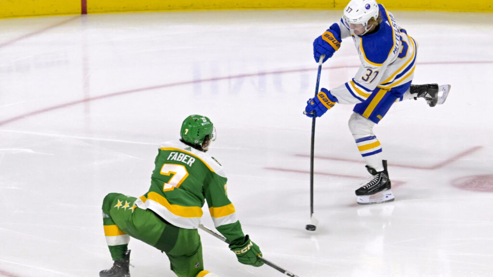Bedard Leads List of Calder Trophy Finalists BVM Sports