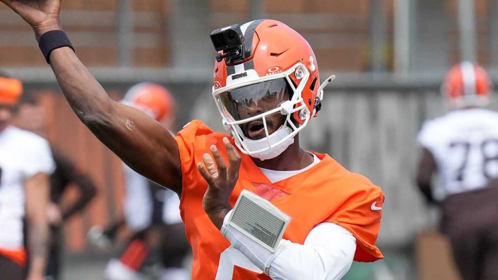 https://www.yardbarker.com/media/d/a/da1c0c2e336c1881a283641d1289bf1b73c450d0/thumb_16x9/browns-reporter-shares-major-update-on-shedeur.jpg?v=1