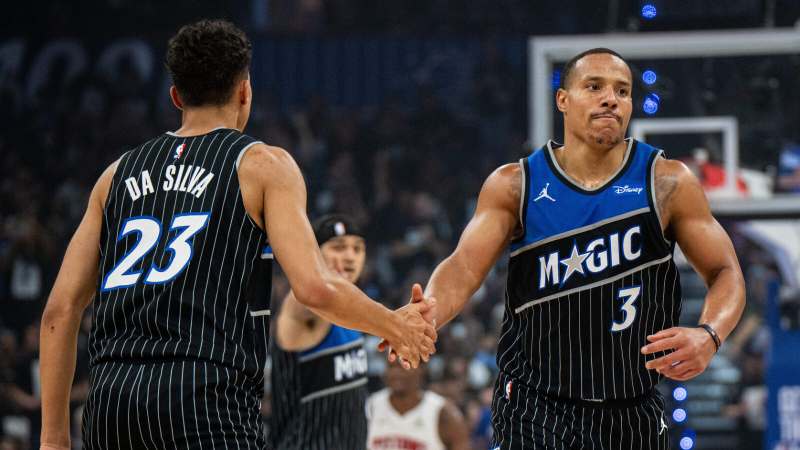 https://www.yardbarker.com/media/d/a/daac474db556785bcfbccc21c4ee5839e884d974/thumb_16x9/magic-learn-collapse-game-6-vs-pistons.jpg?v=1