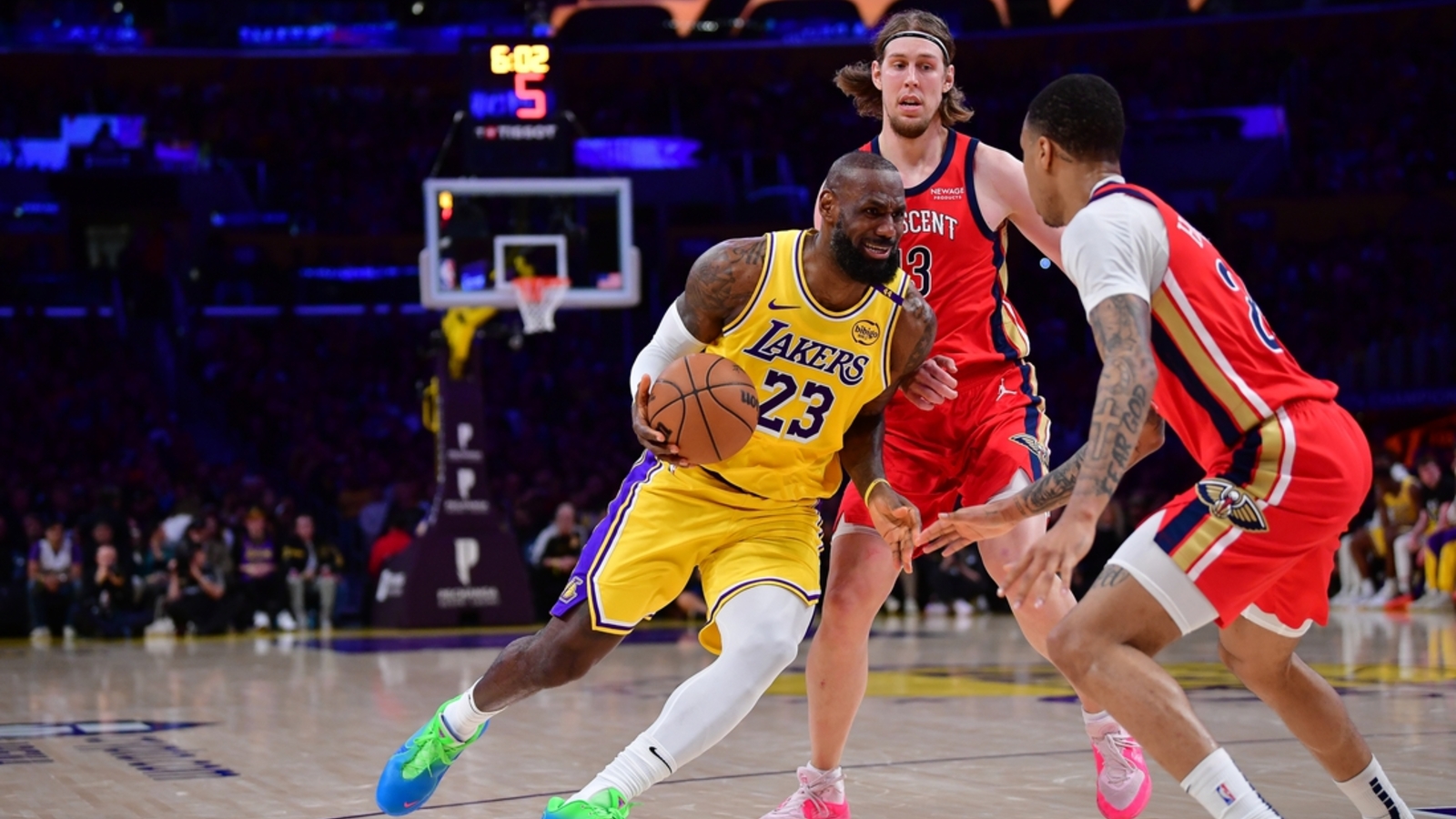 NBA roundup: Lakers win as LeBron James hits milestone | Yardbarker