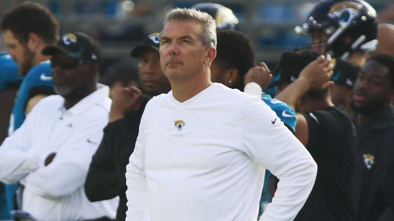 https://www.yardbarker.com/media/d/a/dafcf6d1a75eb12c8db74f0e6645092e15524420/thumb_16x9/former-jacksonville-jaguars-head-coach-urban-meyer.jpg?v=1