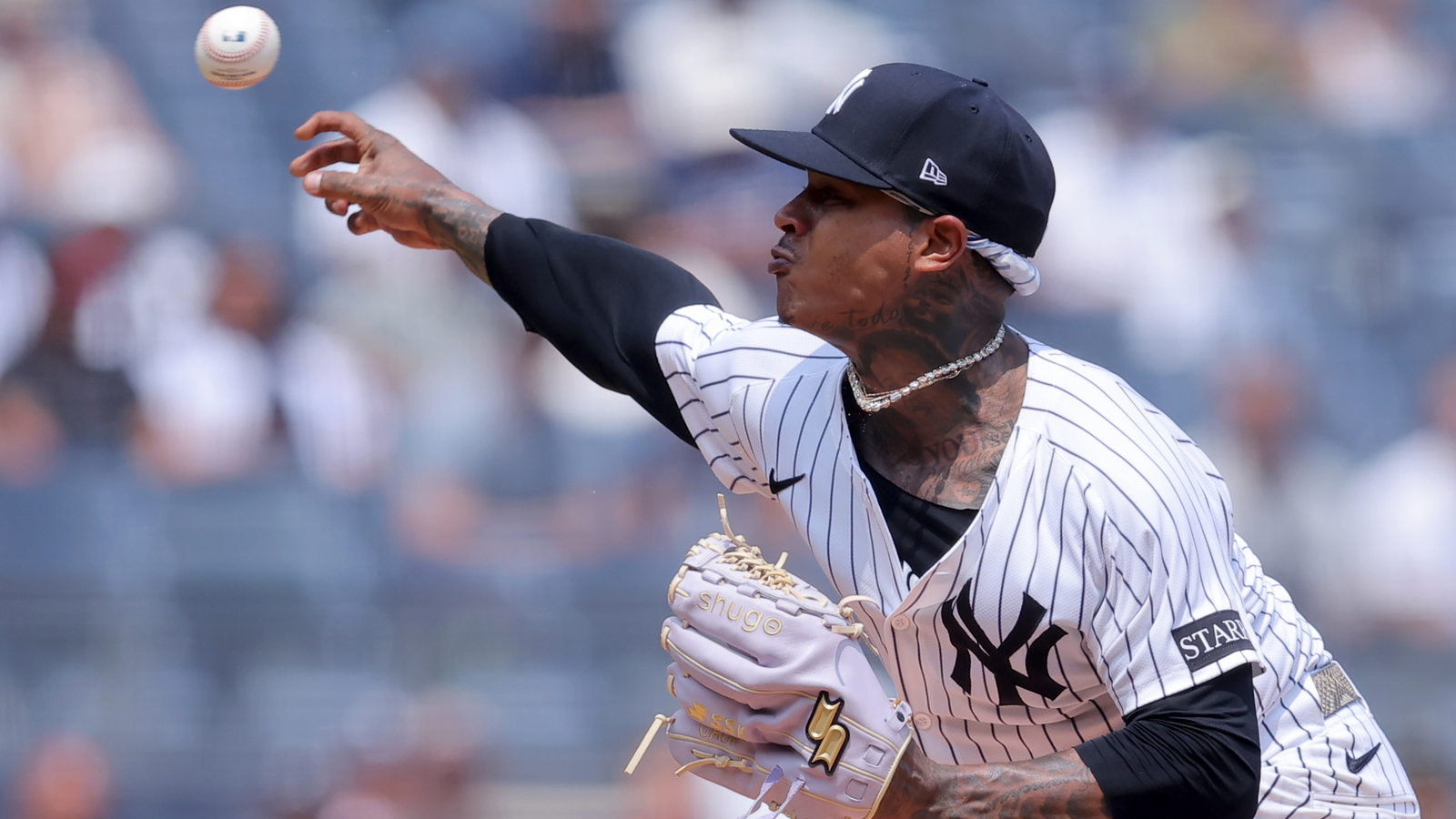 https://www.yardbarker.com/media/d/b/db463475aa1938bec48bc5ebddaa27c1bd3e47f6/thumb_16x9/yankees-release-disappointing-starting-pitcher.jpg