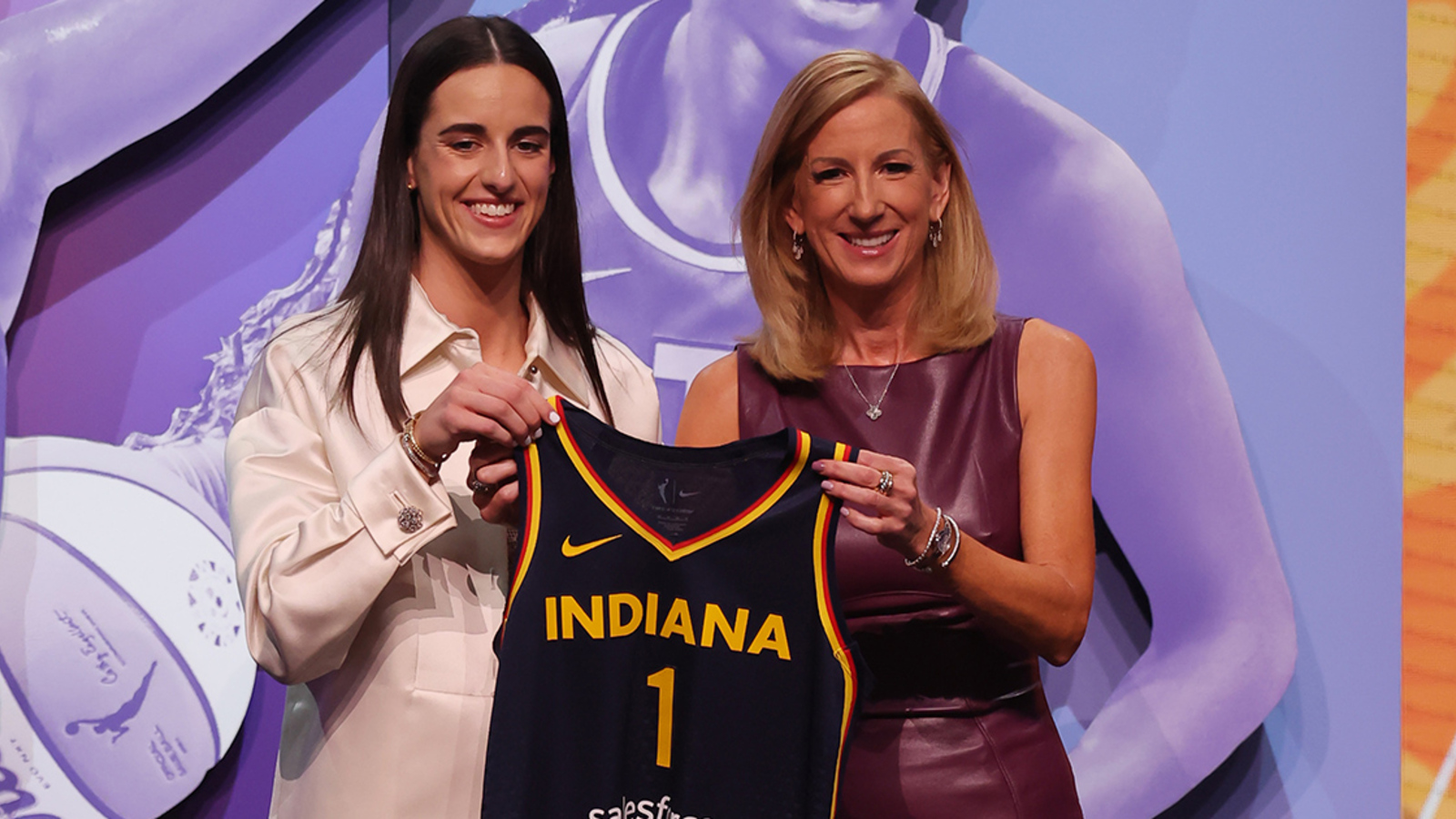 Report: Caitlin Clark to sign eight-figure deal with Nike, receive