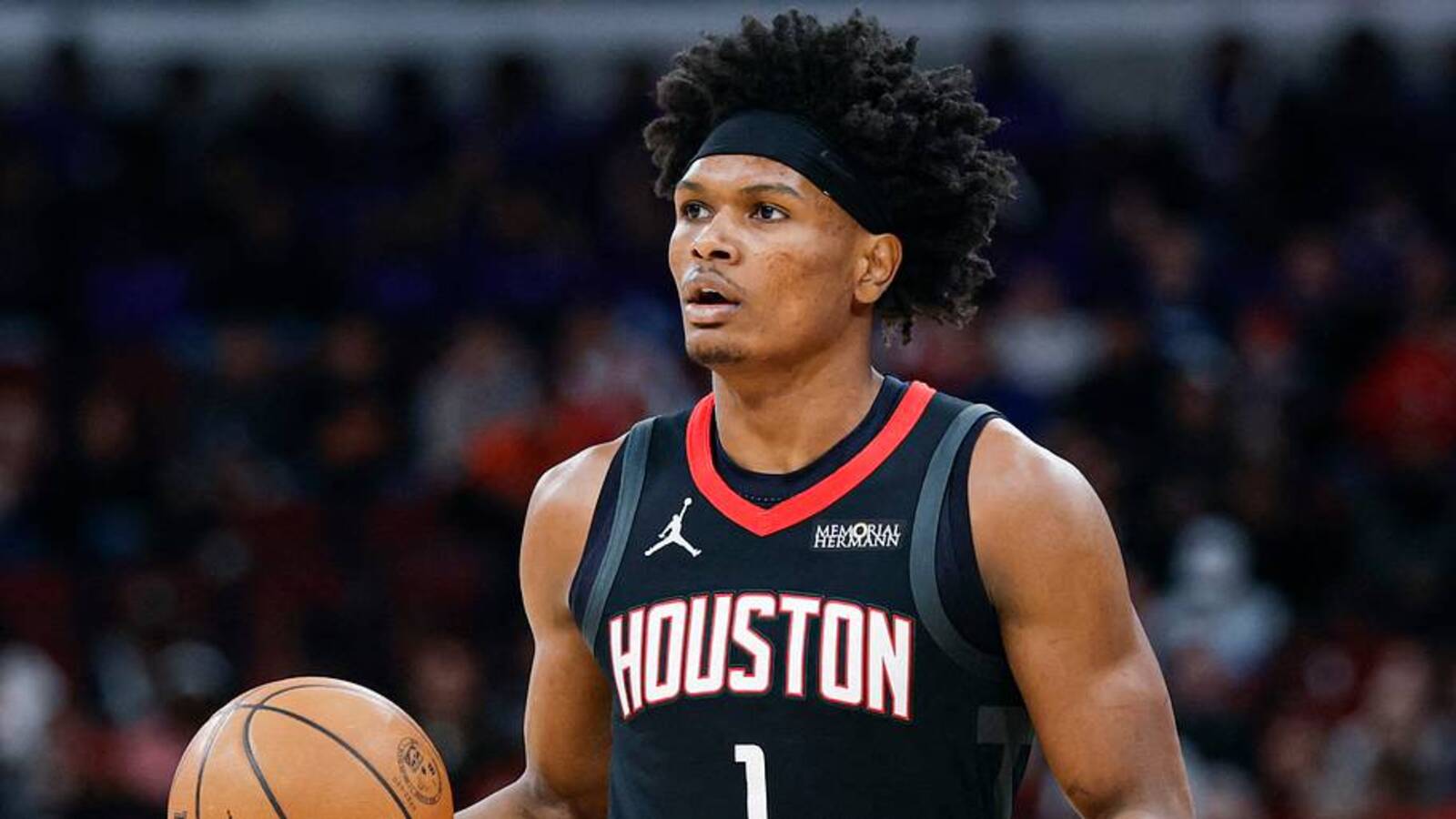 Rockets' Amen Thompson punching back after down year