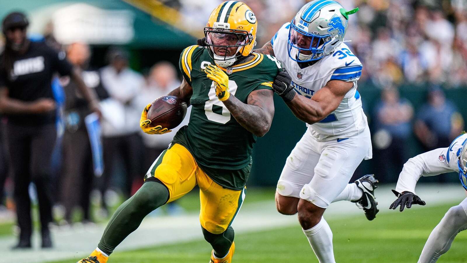 Josh Jacobs Returns to Practice After Legal Issues