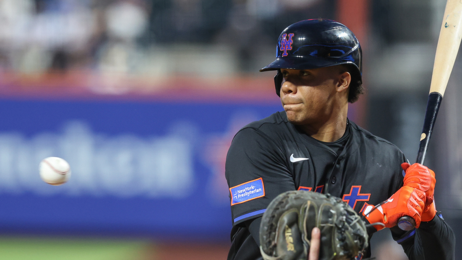 Slugfest in the Bronx, Mets-Yankees Subway Series Gets Heated