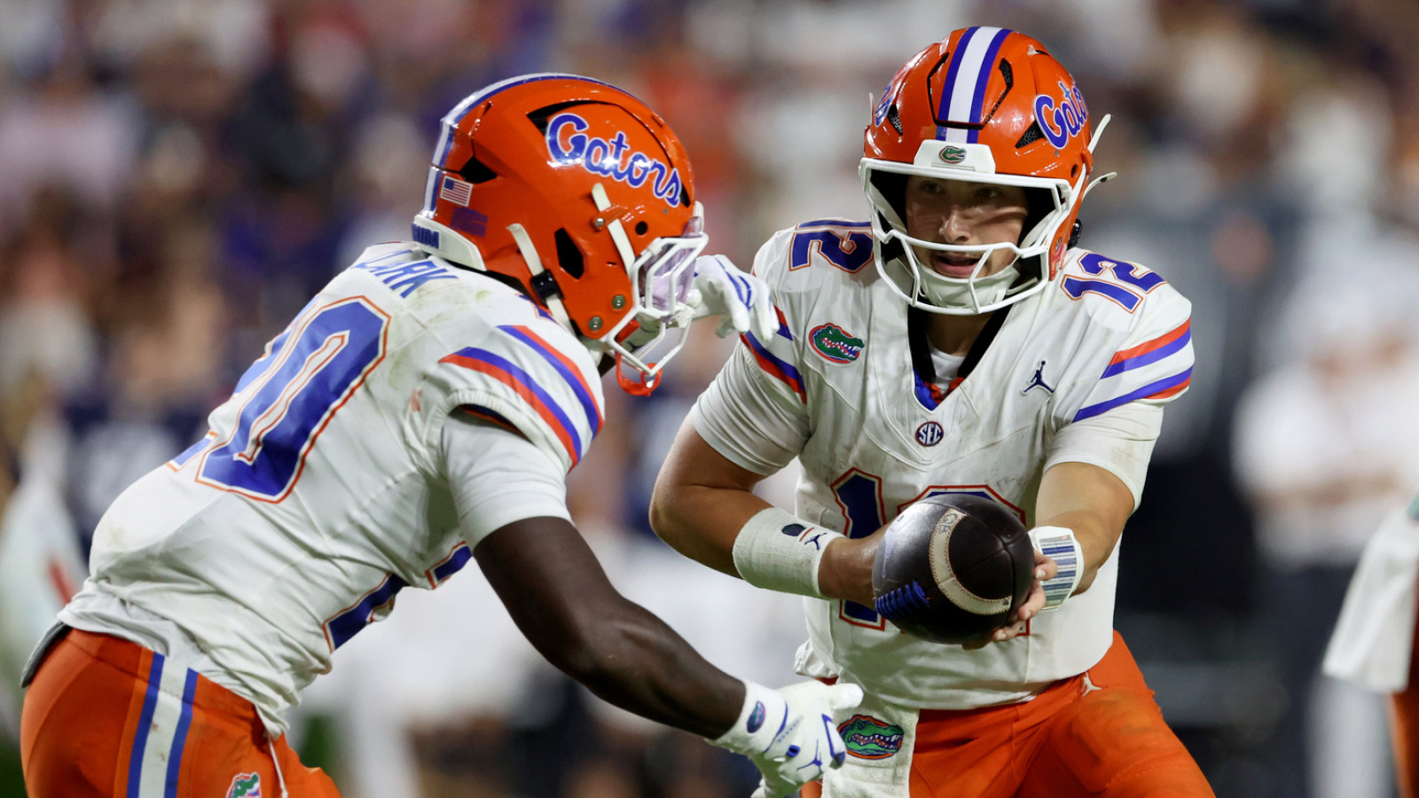 College football rankings: New AP Top 25 brings big moves for multiple teams | Yardbarker